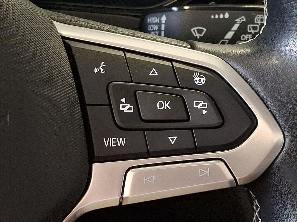 2022 Volkswagen Taos 1.5T SEL Gray at Subaru and VW of Moon Township