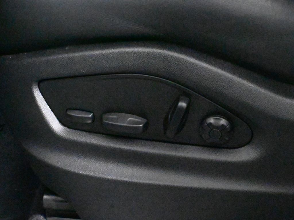 Thumbnail: 2024 Porsche Cayenne - 28