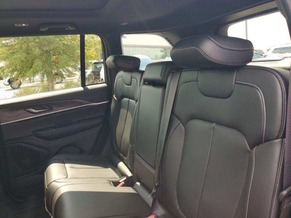 New Car 2025 Jeep Grand Cherokee  Limited For Sale Under $50,000 In Austin, Texas