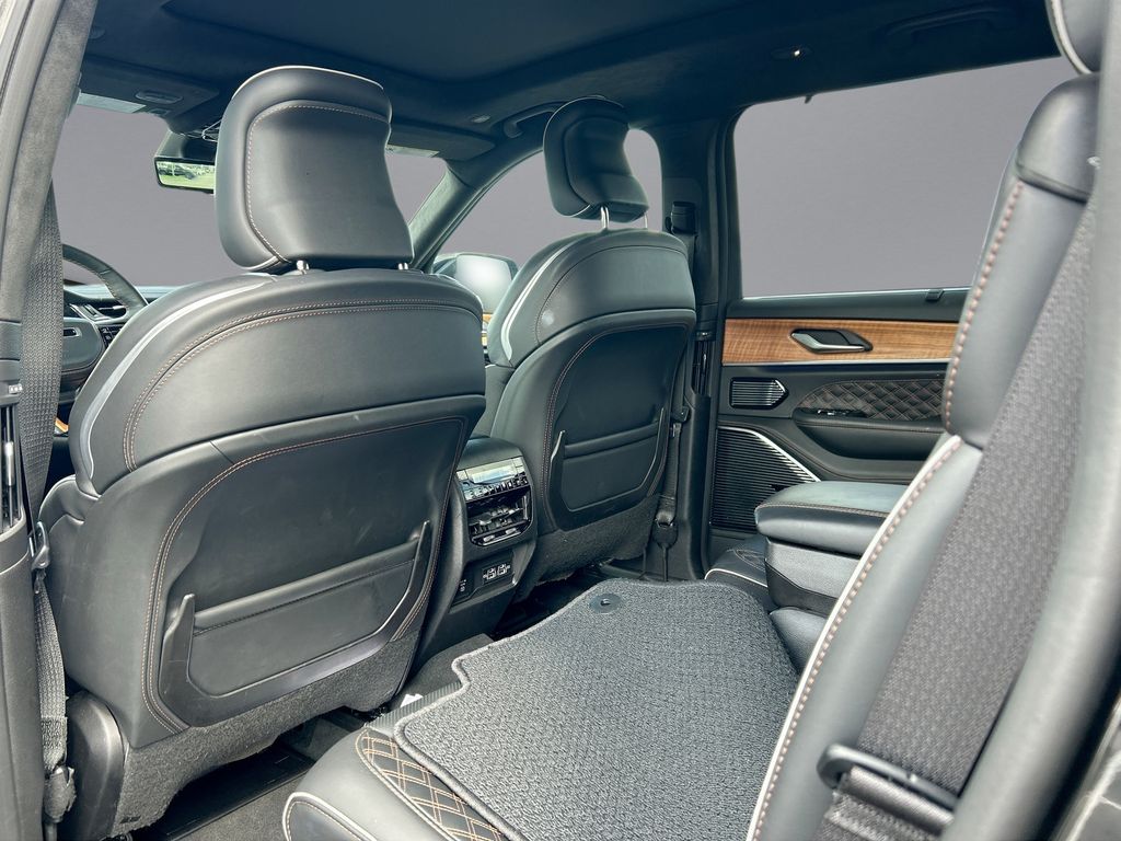 Thumbnail: 2025 Jeep Grand Cherokee L - 15