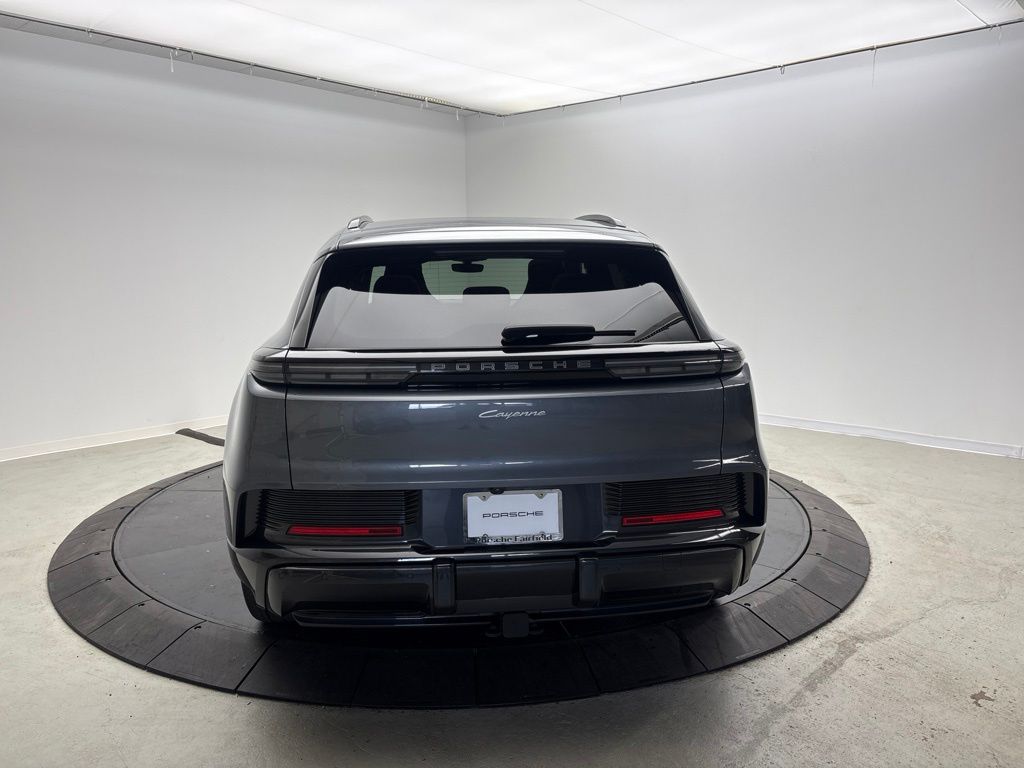 Thumbnail: 2026 Porsche Cayenne - 6