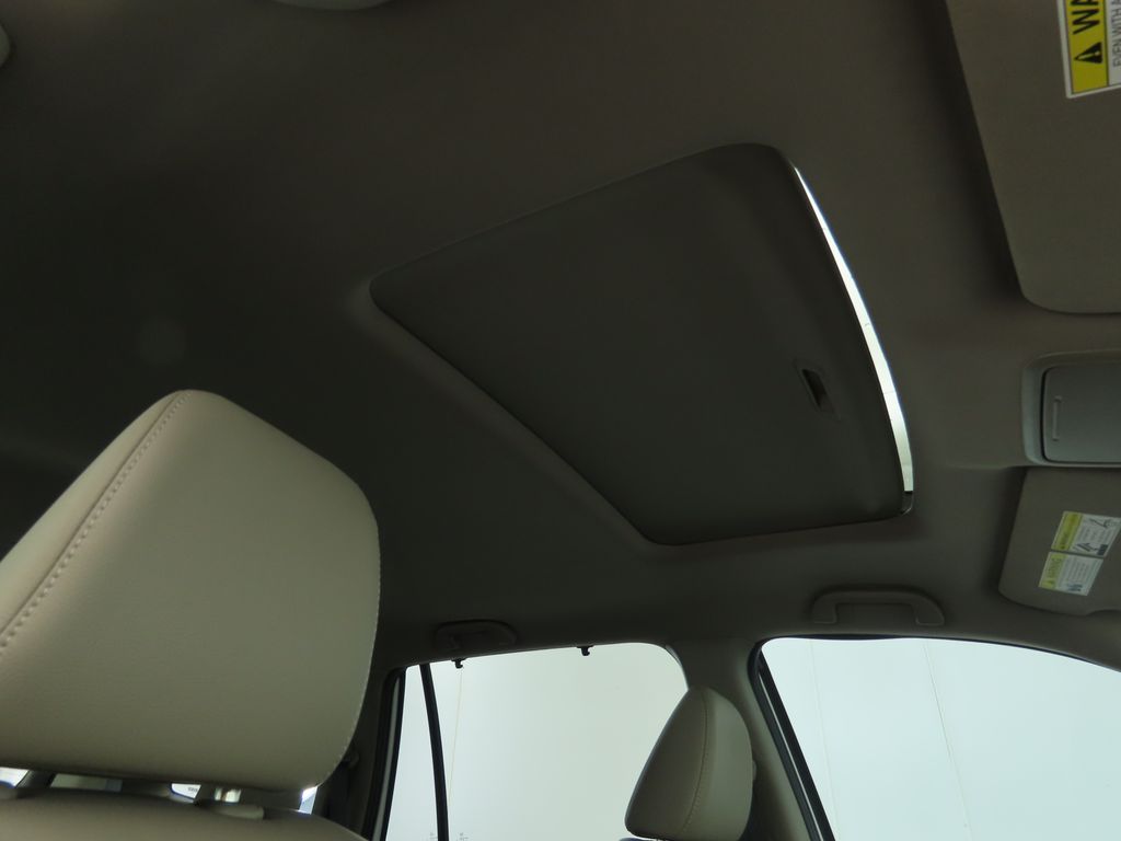 Thumbnail: 2021 Honda Pilot - 16