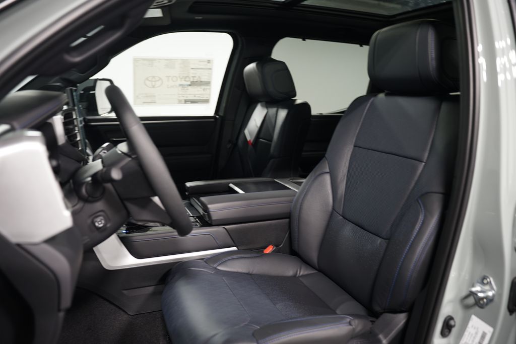 2025 Toyota Tundra Platinum 31