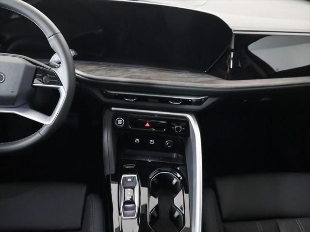 Thumbnail: 2025 Audi Q5 - 15