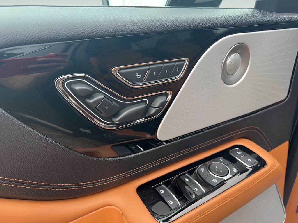2023 Lincoln Aviator