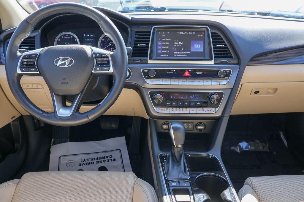 2018 Hyundai Sonata Limited 32