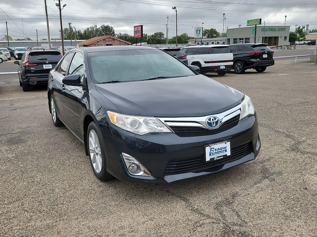 2013 Toyota Camry Hybrid XLE - 1