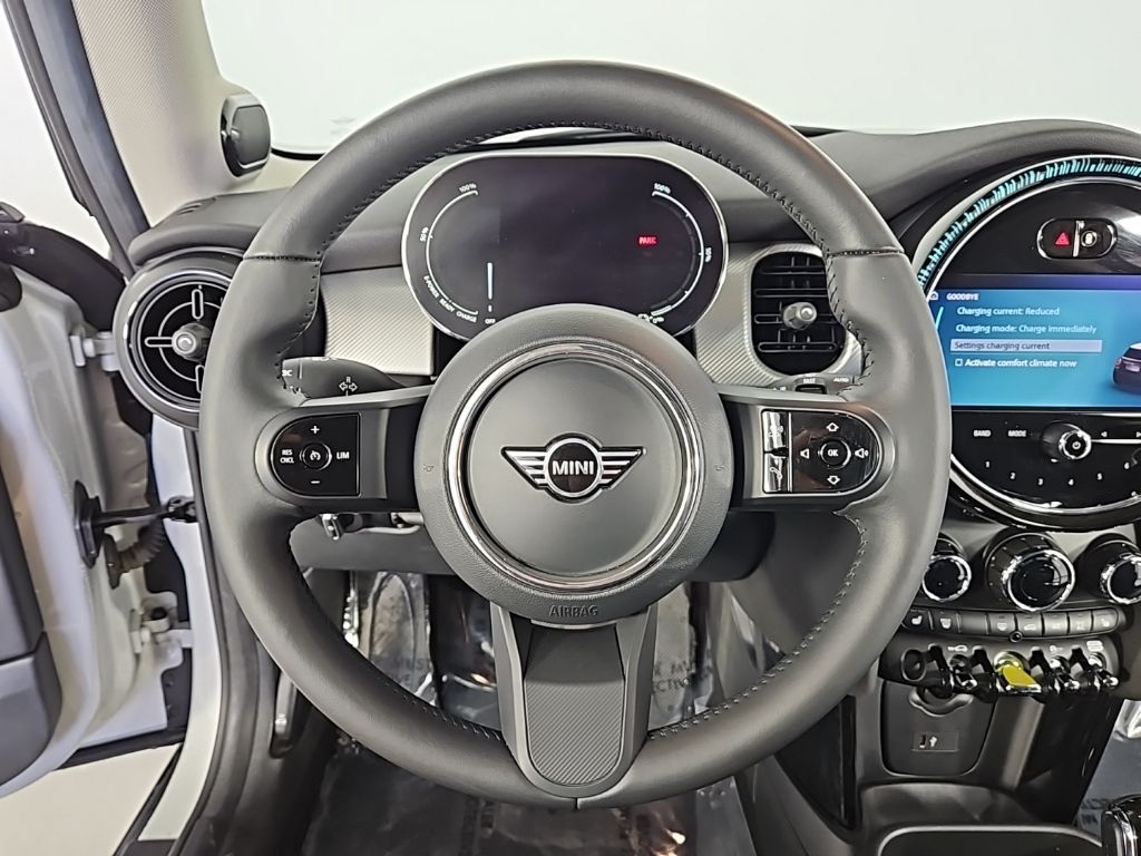 Thumbnail: 2023 MINI Cooper - 26