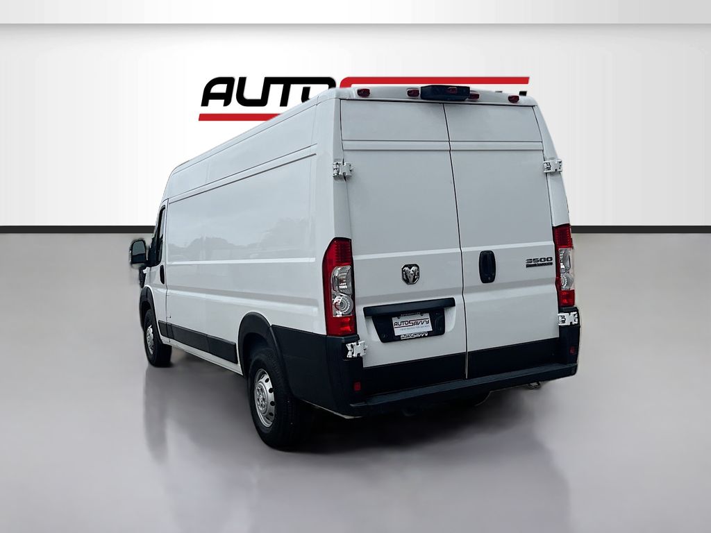Used 2023 White Ram High Roof image 5