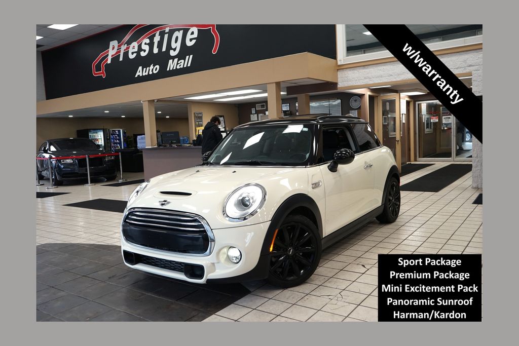 Pepper White 2018 MINI Cooper S 2-Door Hatchback FWD Hatchback Front-Wheel Drive 6-Speed Automatic