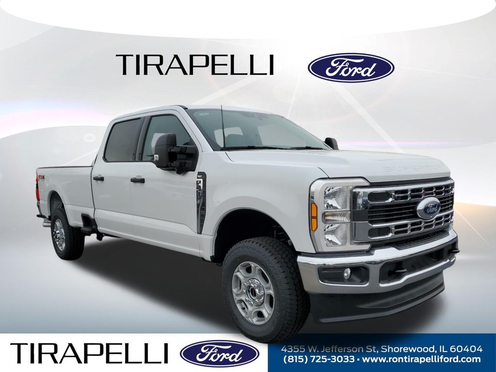 New 2026 White Ford XLT image 8