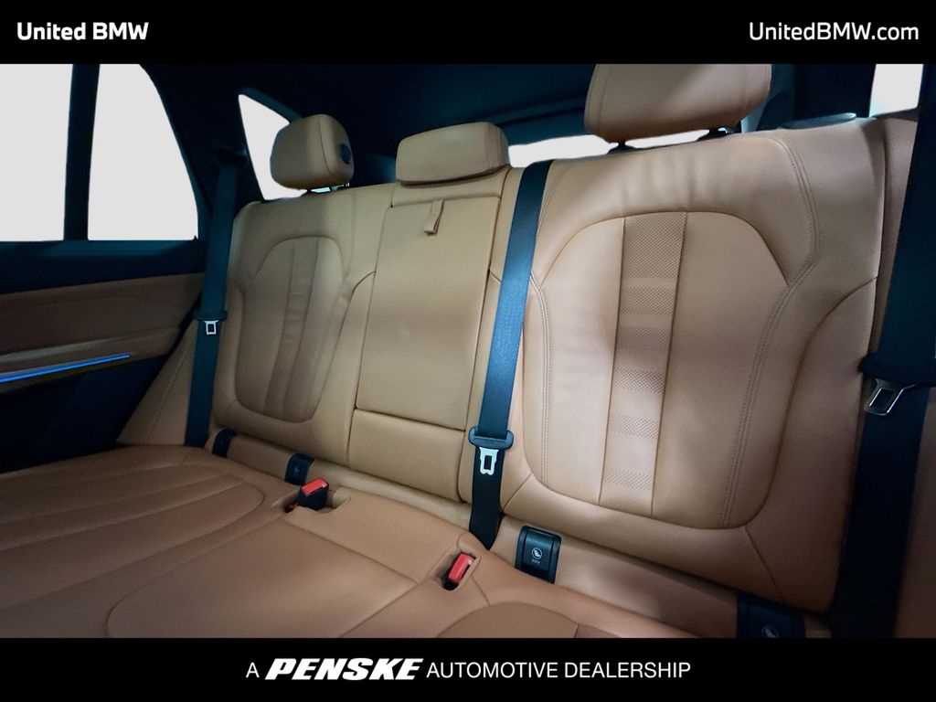 Thumbnail: 2021 BMW X5 - 13