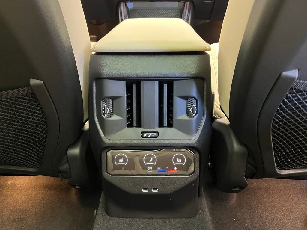 Thumbnail: 2026 BMW X3 - 9