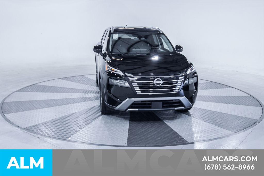 Used 2026 Black Nissan SL image 15
