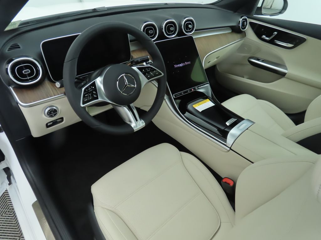 Thumbnail: 2025 Mercedes-Benz C-Class - 9