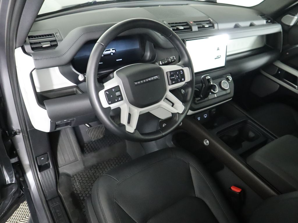 Thumbnail: 2024 Land Rover Defender - 9