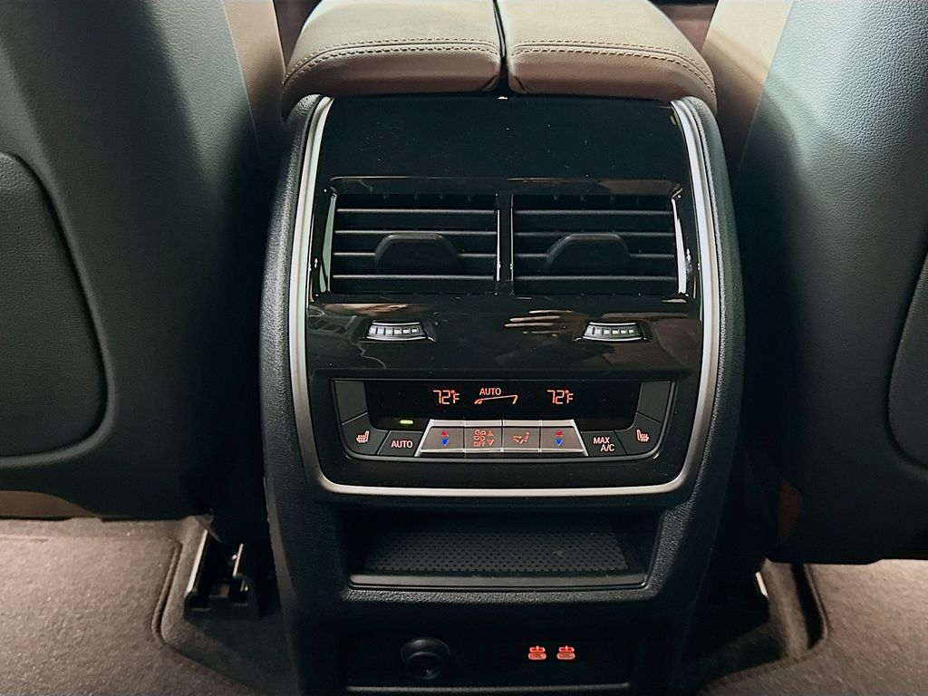 Thumbnail: 2026 BMW X5 - 18