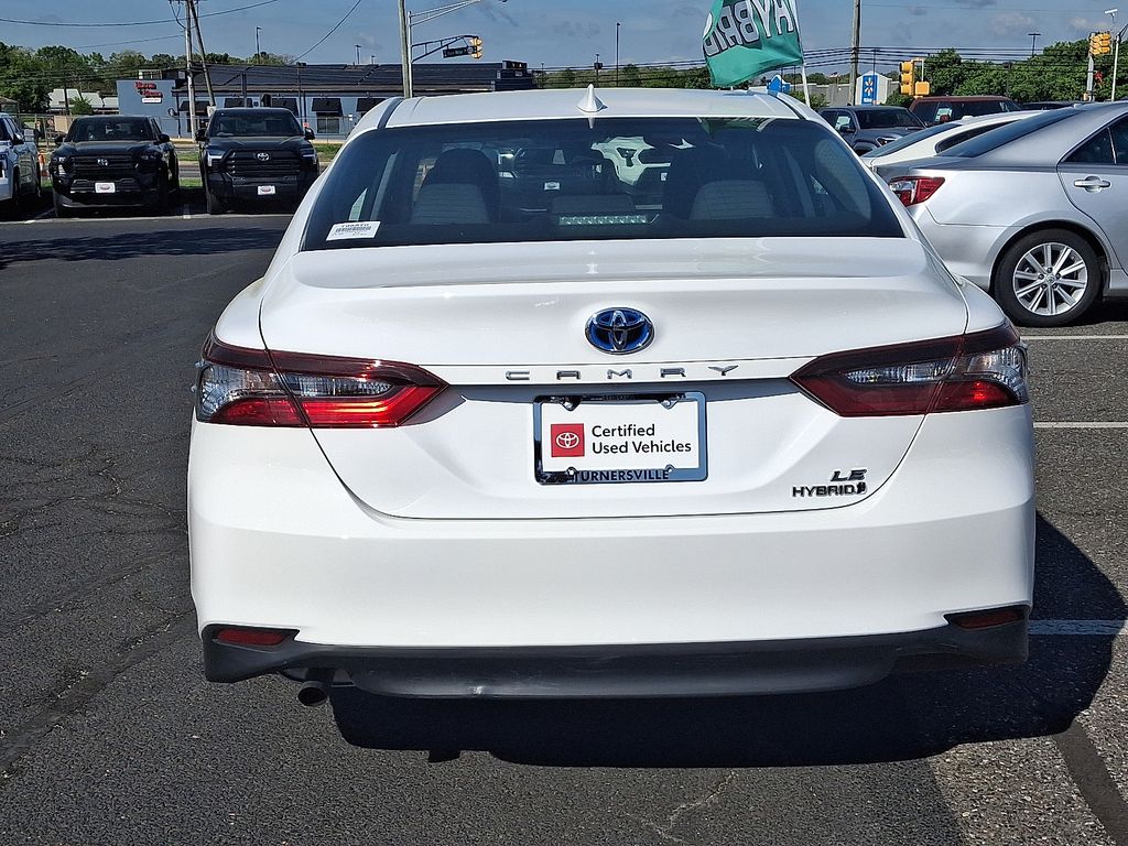 2022 Toyota Camry LE 5