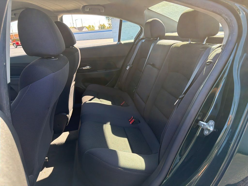 Thumbnail: 2014 Chevrolet Cruze - 19