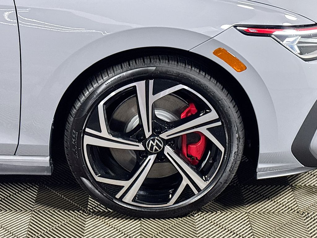 2025 Volkswagen Golf GTI 2.0T SE