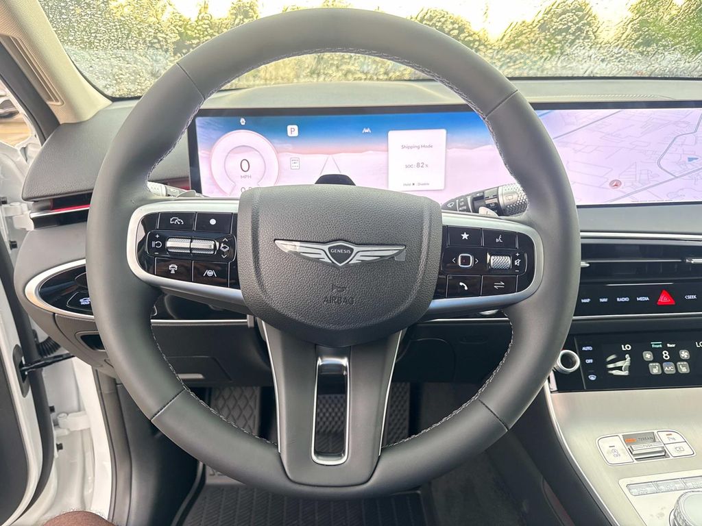 New 2026 White Genesis 2.5T image 23