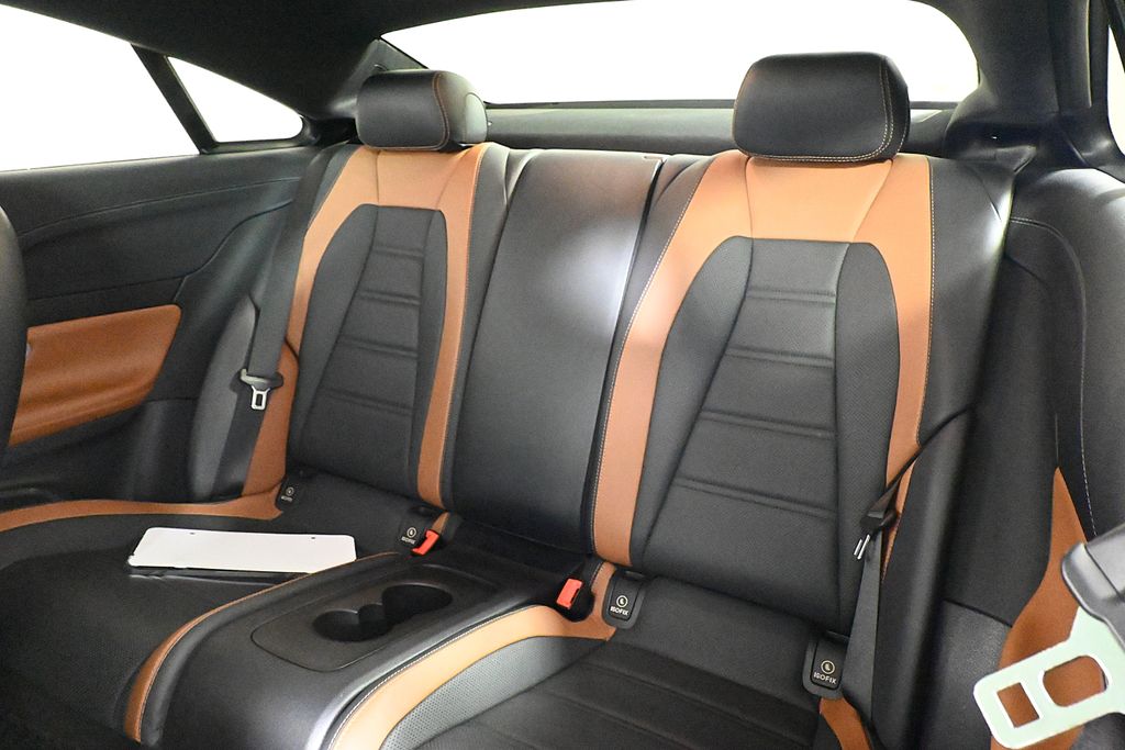 Thumbnail: 2019 Mercedes-Benz E-Class - 4