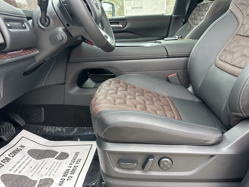 2025 Super Black Nissan Armada Platinum 4X4 SUV