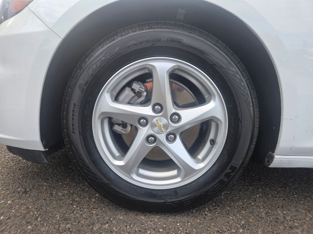 2018 Chevrolet Malibu LS