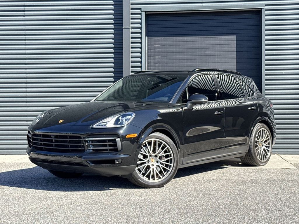 2023 Porsche Cayenne Platinum Edition AWD
