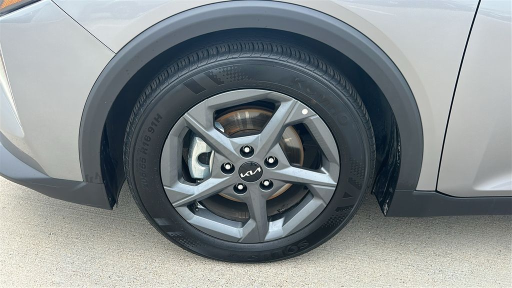 2025 Kia K4 LXS - 5