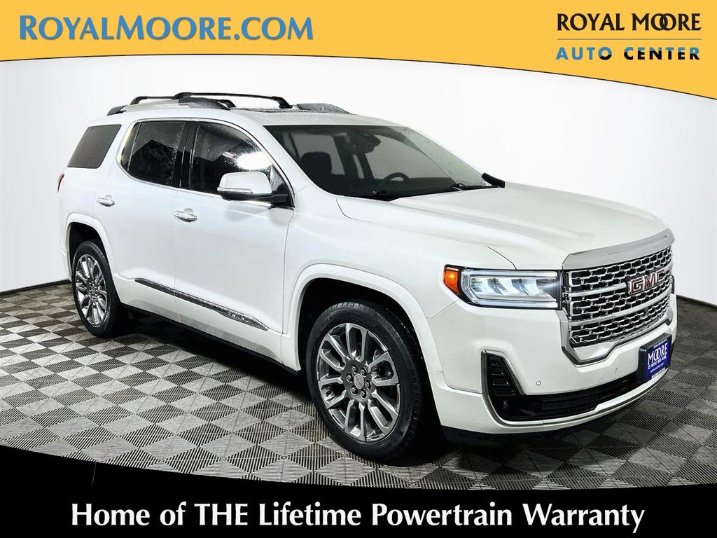 2023 GMC Acadia Denali AWD    