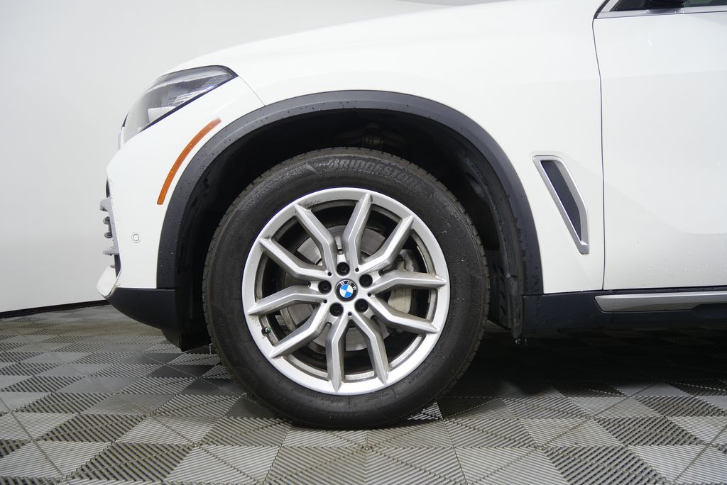 Thumbnail: 2020 BMW X5 - 7