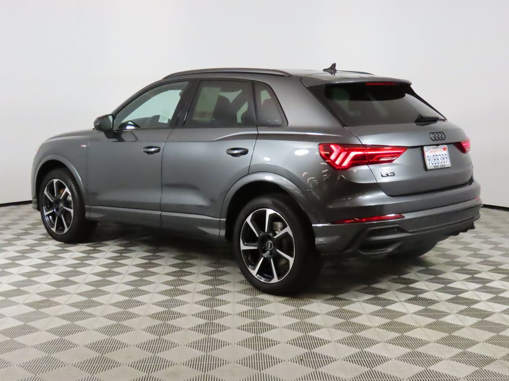 Thumbnail: 2025 Audi Q3 - 3