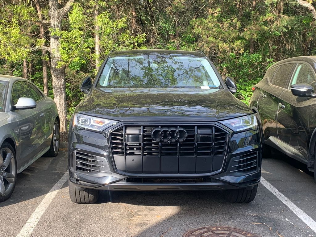 Thumbnail: 2023 Audi Q7 - 2