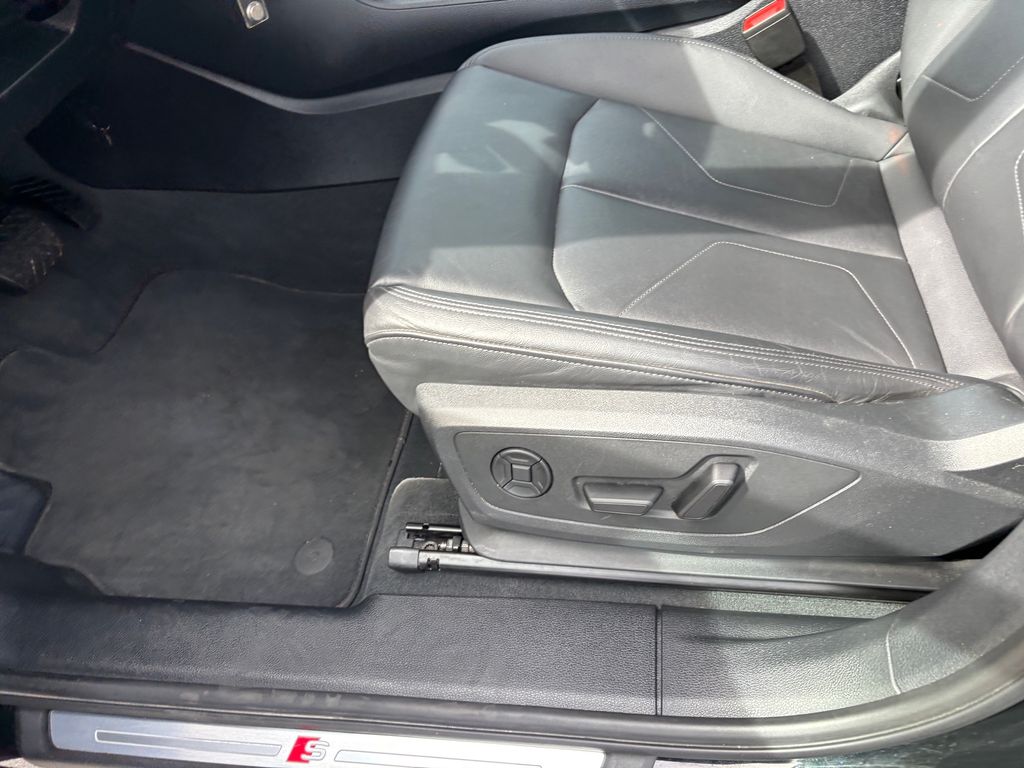 Used Car 2025 Audi Q3  Premium For Sale Under $35,000 In Austin, Texas