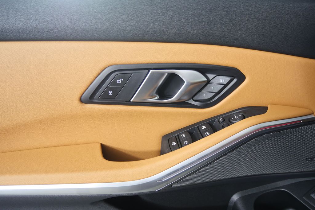 Thumbnail: 2026 BMW 3 Series - 8