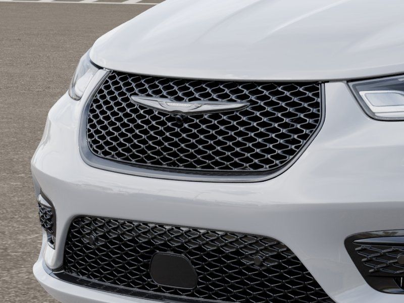 New 2026 White Chrysler Limited image 11