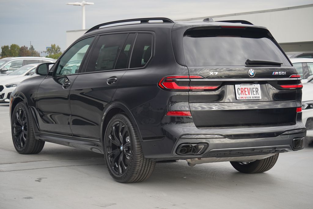 2025 BMW X7 M60i 7