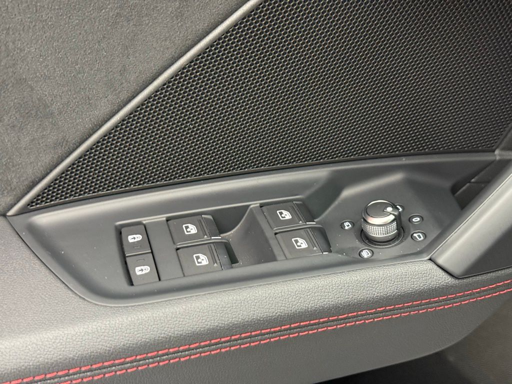 Thumbnail: 2024 Audi RS 3 - 27