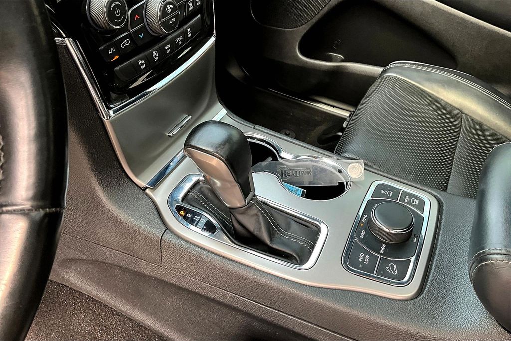 Used 2021 Jeep Grand Cherokee SUV