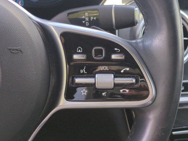 Used 2020  Mercedes-Benz GLC 300 image 23