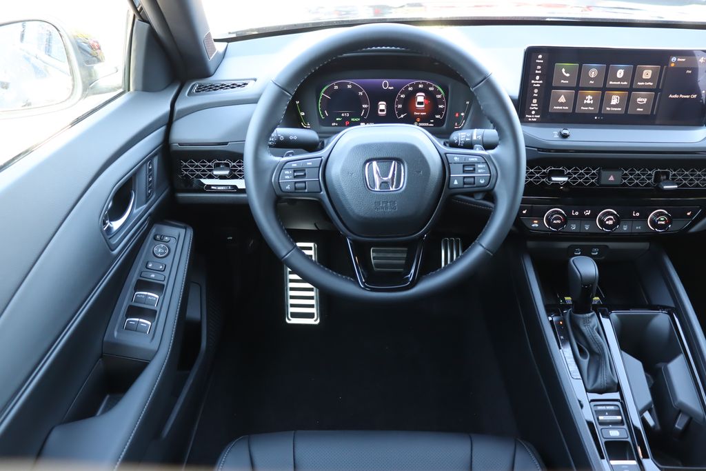 2025 Honda Accord Sport-L 18