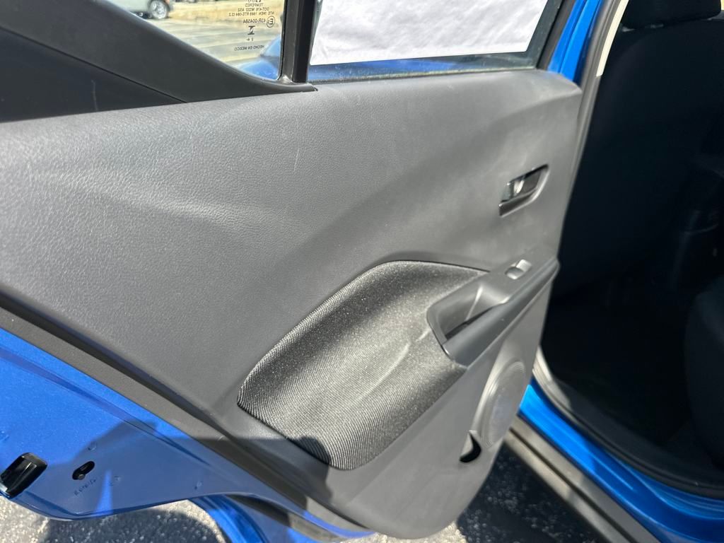 2025 Nissan Kicks S photo