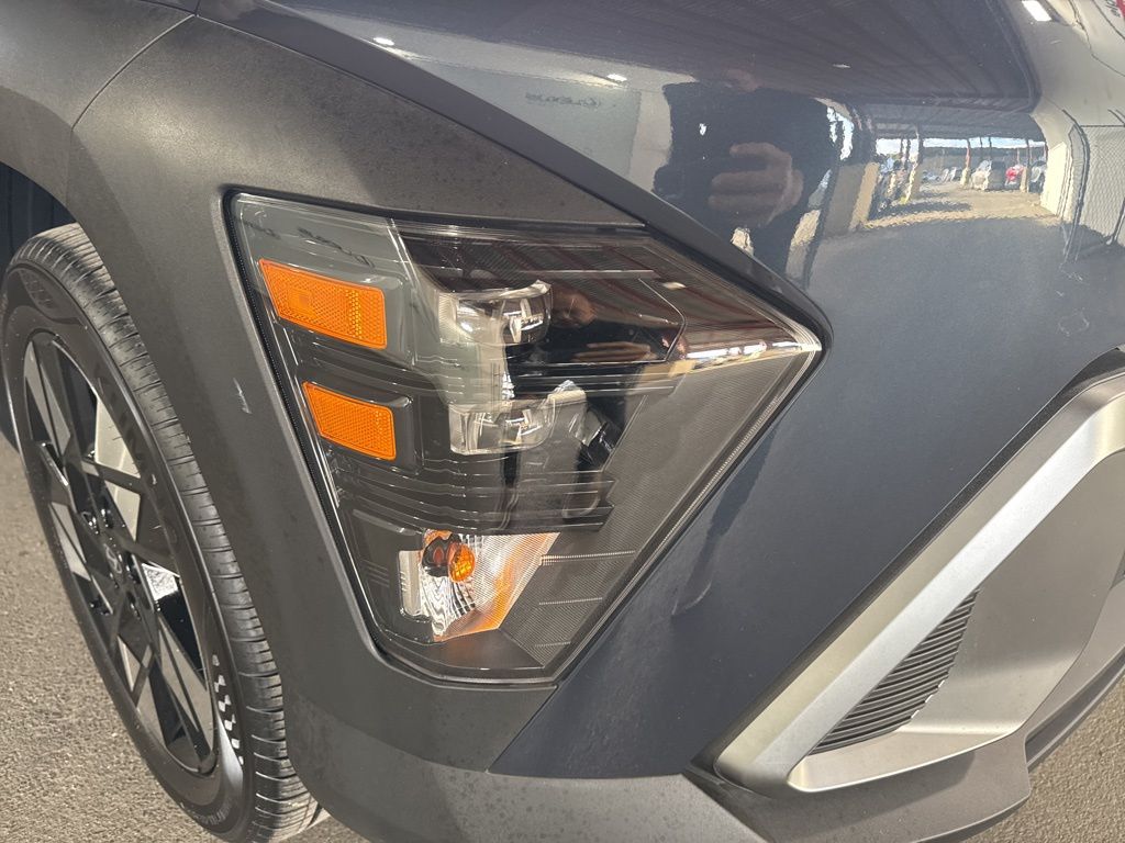 Thumbnail: 2025 Hyundai Kona - 10