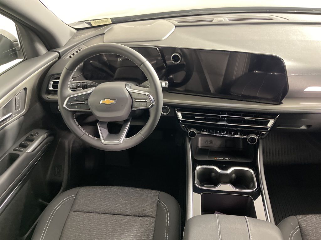 Thumbnail: 2026 Chevrolet Traverse - 14