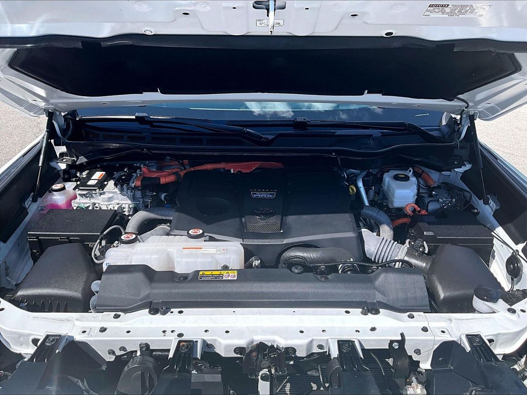 2024 Toyota Sequoia — photo 31
