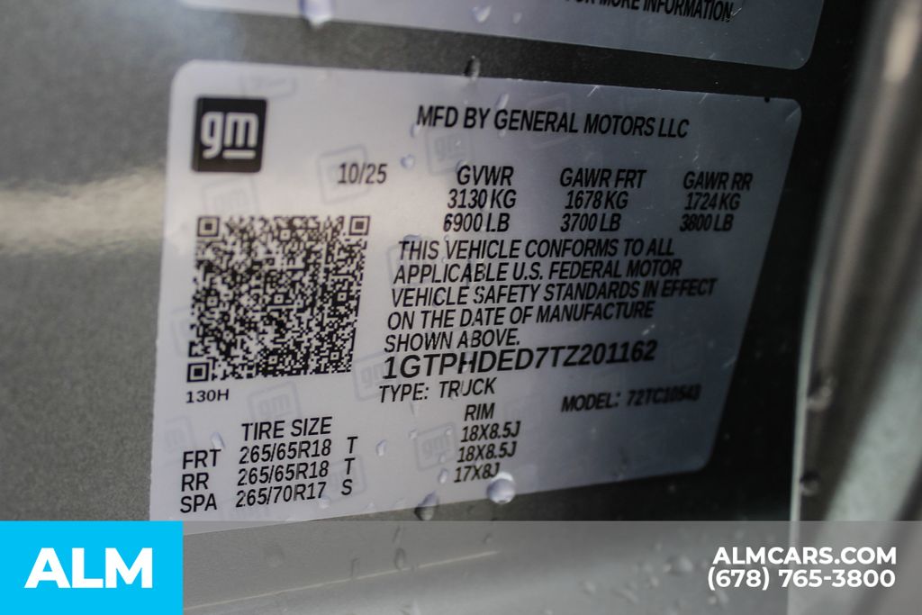 Used 2026 Silver GMC SLT image 39