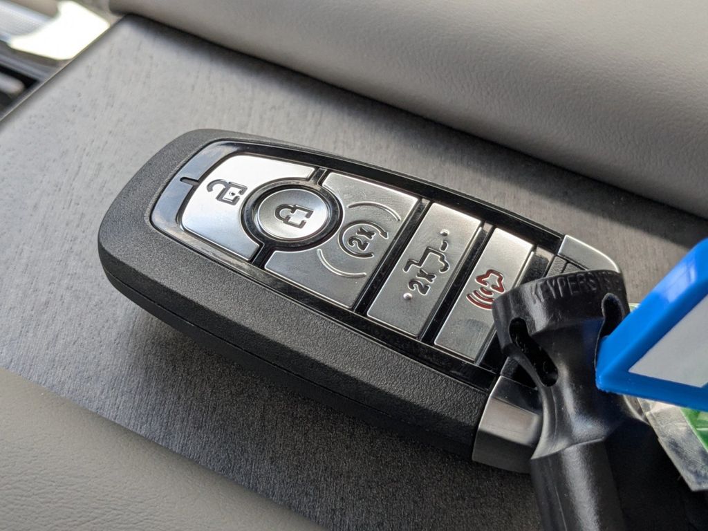 2025 Ford F-250 Platinum