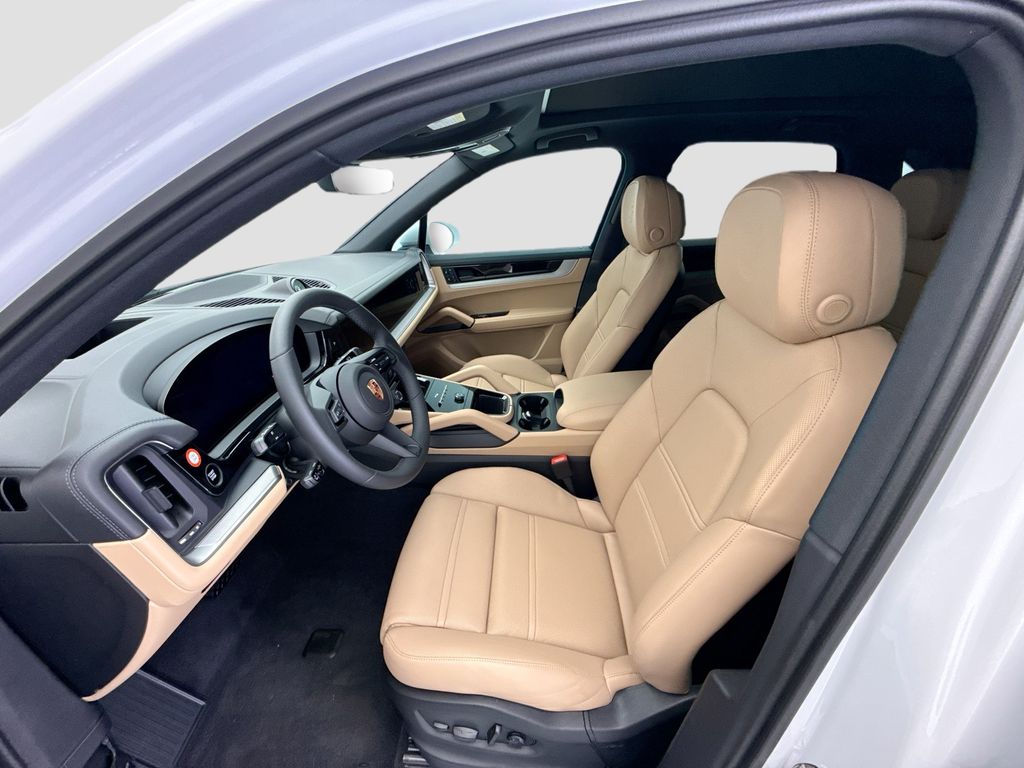 Thumbnail: 2026 Porsche Cayenne - 5