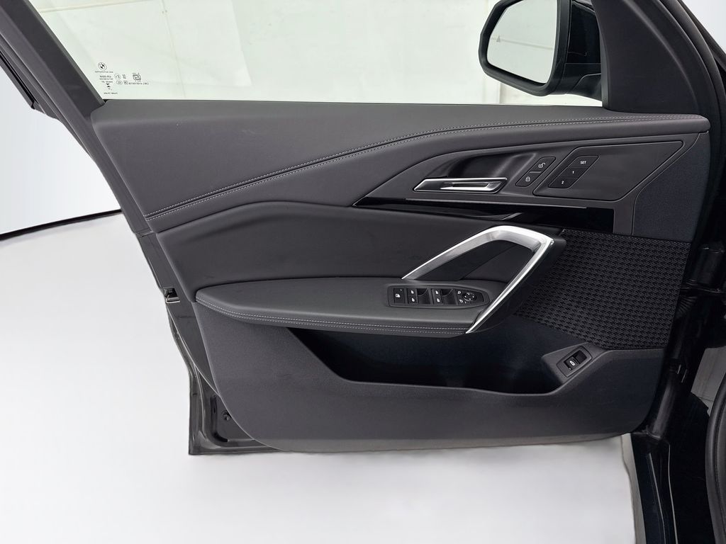Thumbnail: 2025 BMW X1 - 22